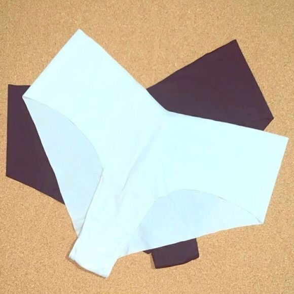 𝅺2 small lazer cut panties - Picture 1 of 2